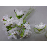 12 fleurs blanches en organza déco dragées