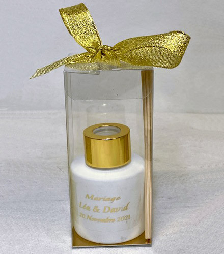 https://www.dragee-damour.fr/414707-large_default/pack-personnalise-mariage-diffuseur-a-parfum-colore.jpg