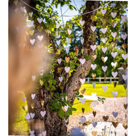 Guirlande mariage rideau coeur blanc et or